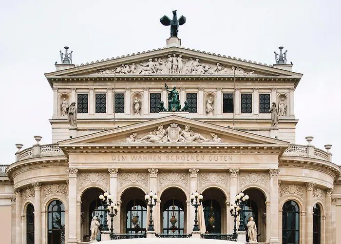 Avani Frankfurt Hotel 4*